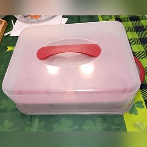 Red and White Two Tier Cupcake Carrier